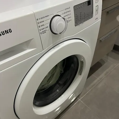 Modern In * モスタル